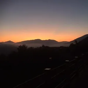 https://chalet-anduebis.fr-provencehotel.com